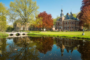  Hotel Kasteel de Essenburgh  Хирден 